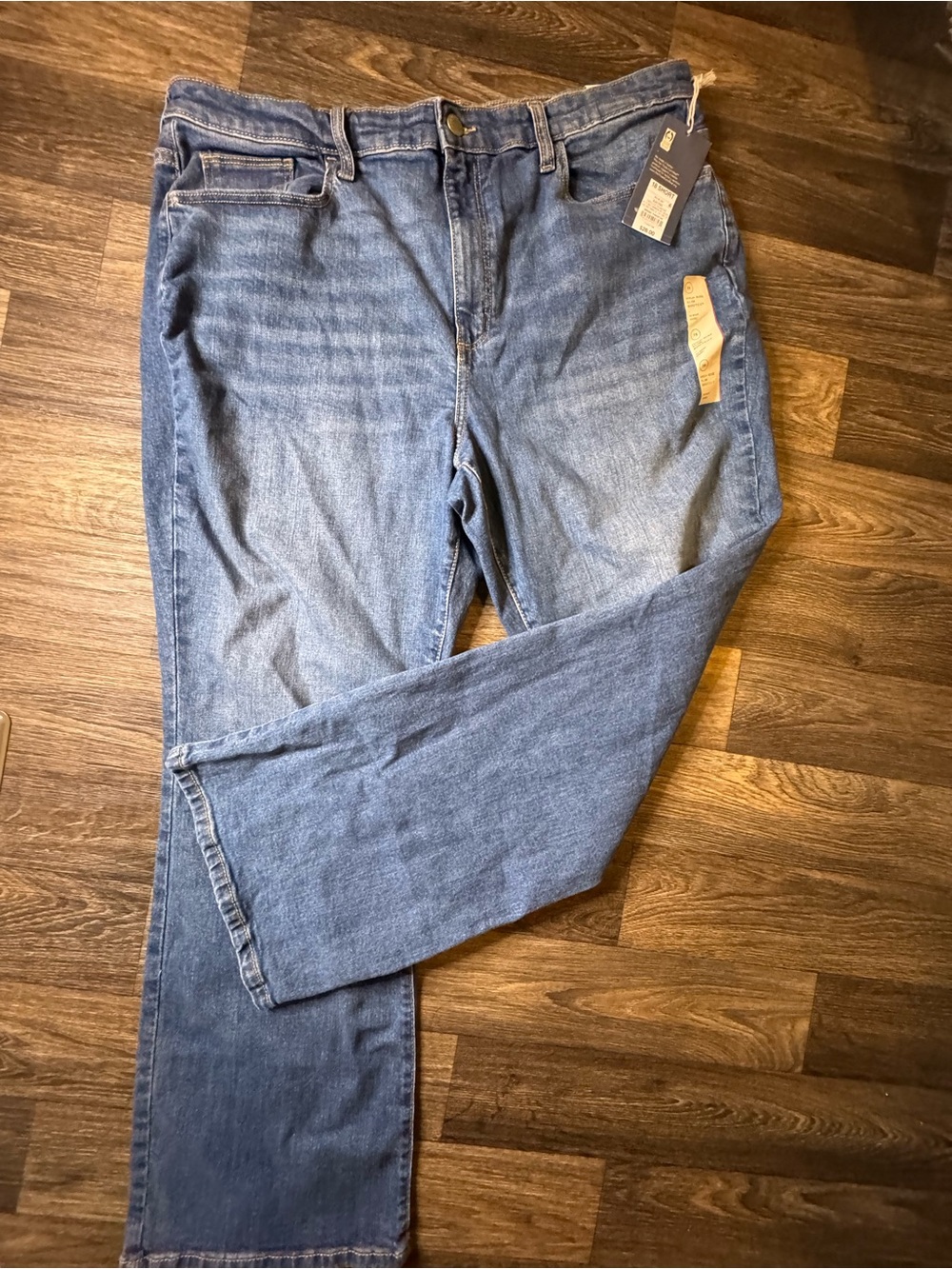 Universal Thread Women's Boot Cut Jeans in Medium Blue Wash